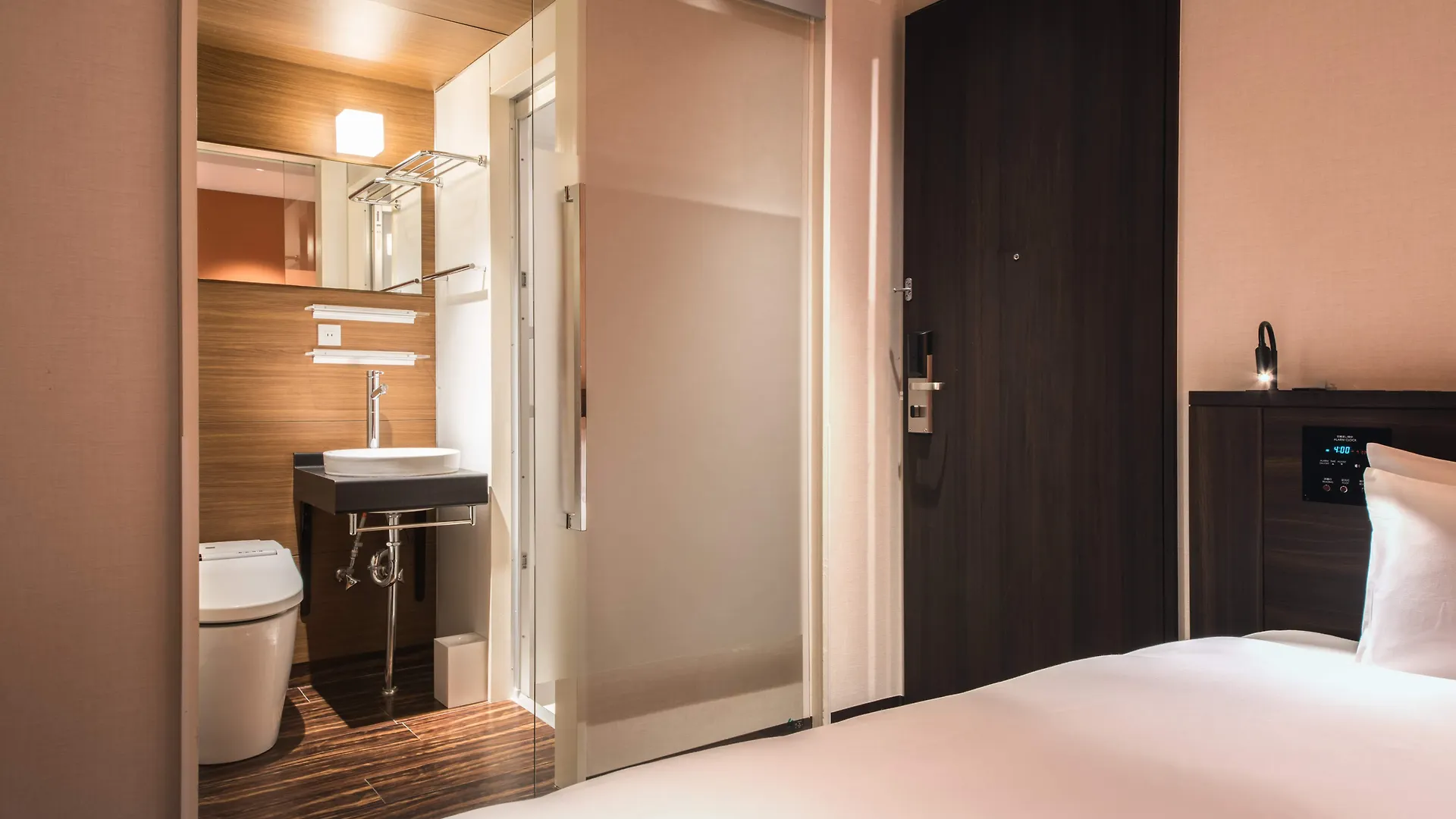 The B Akasaka-Mitsuke Hotel Tokyo