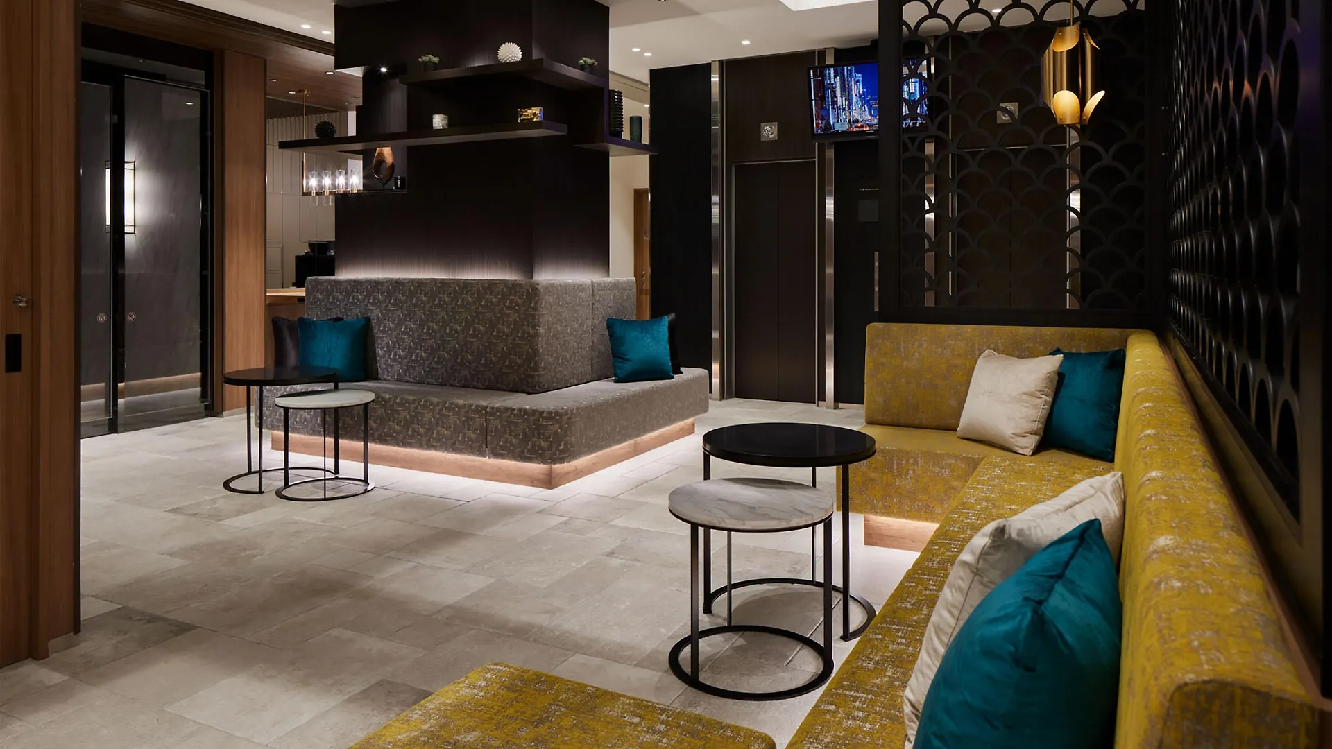 The B Akasaka-Mitsuke Hotel Tokyo