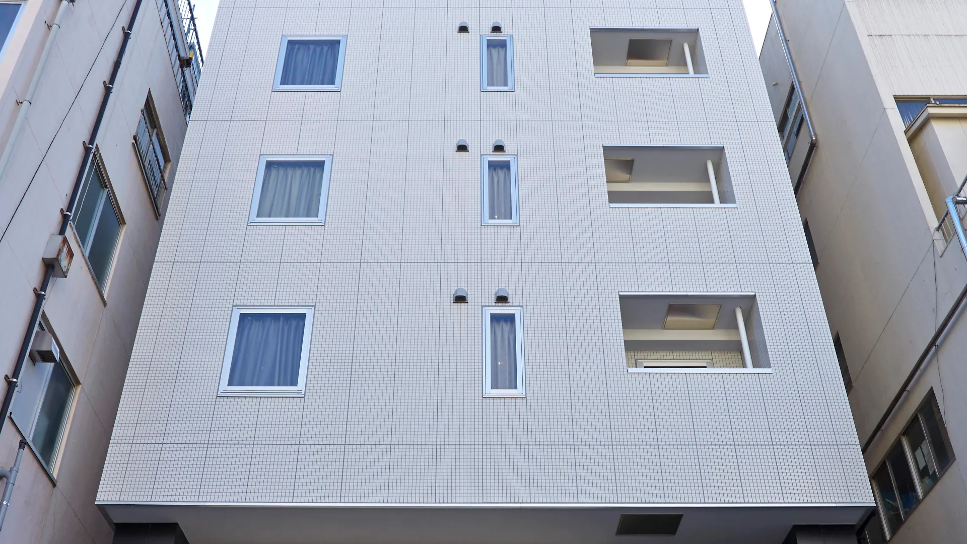The B Akasaka-Mitsuke Hotel Tokyo